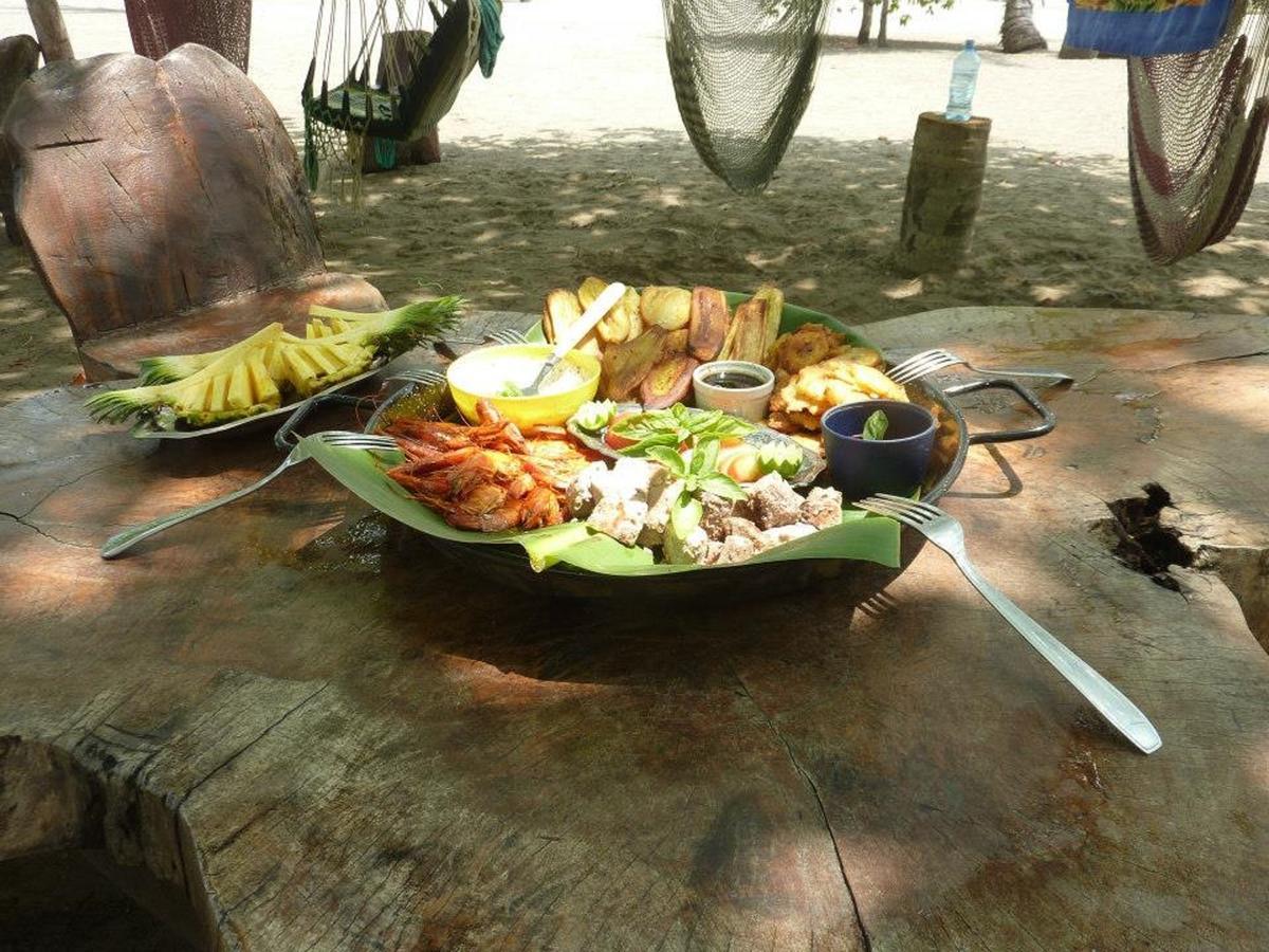 Hostal Pachamama Isla de Canas Kültér fotó